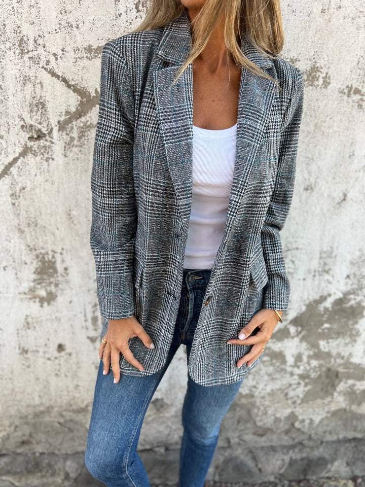 Beatrice | Classic And Comfortable Checked Blazer