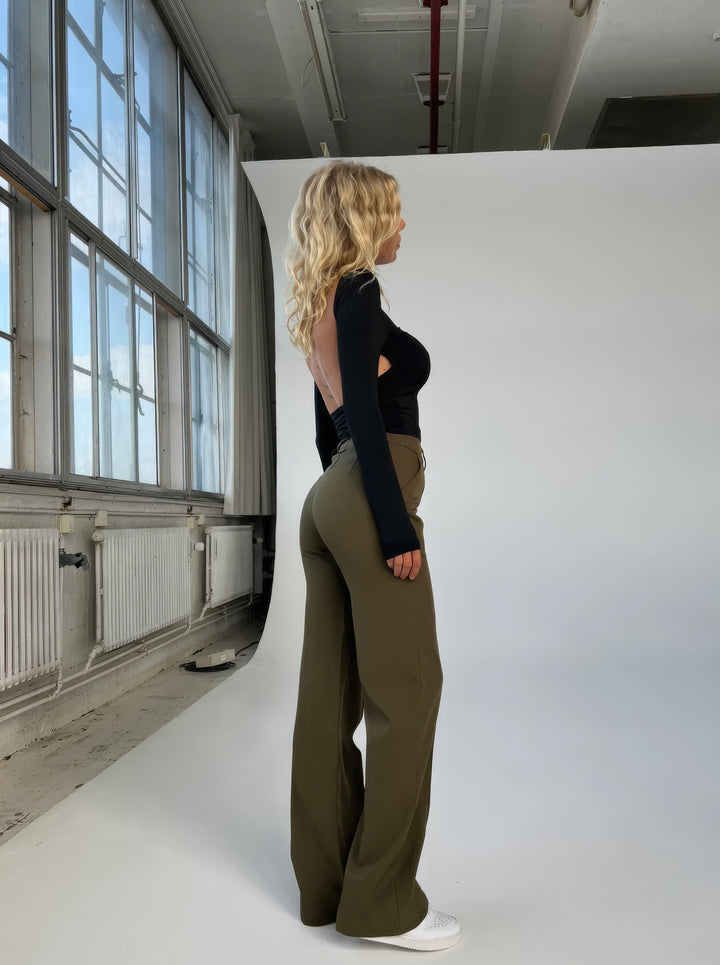 Mia | Bequeme und vielseitige Hose mit weitem Bein
