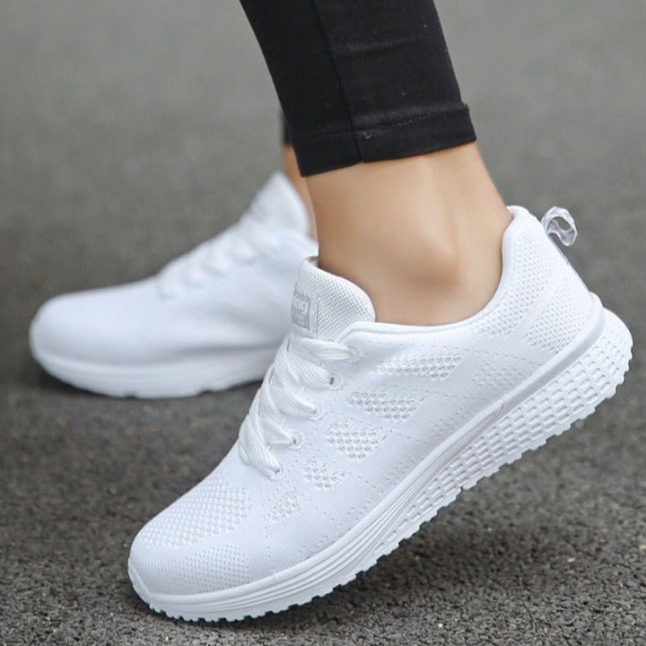 Sarah | Stilvolle und atmungsaktive orthopädische Schnürsneaker