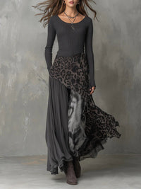 Juliane | Rib-Knit Leopard Print Long-Sleeved Maxi Dress